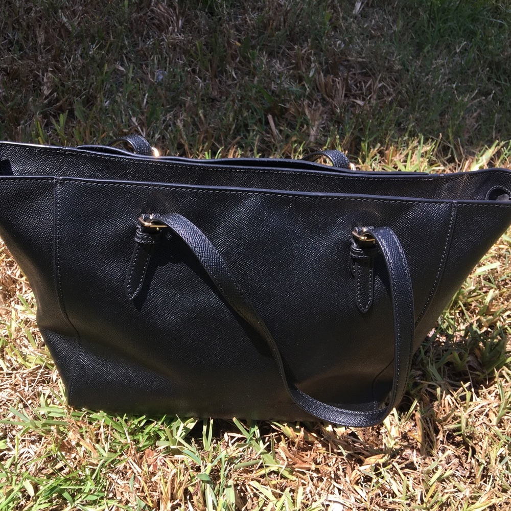 Authentic Black Coach Zip Top Tote - EUC - Picture 15 of 15